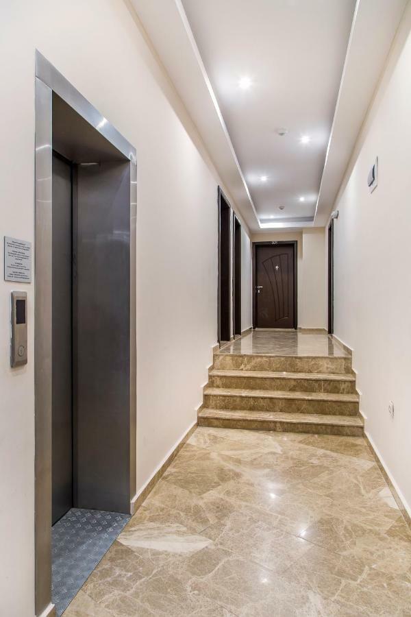 Адена Трейд Еоод Chernomorets Luaran gambar