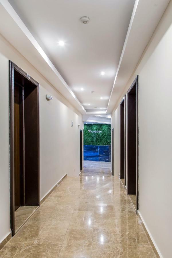 Адена Трейд Еоод Chernomorets Luaran gambar